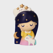 Load and play video in Gallery viewer, Dreaming - 3&quot; tall
