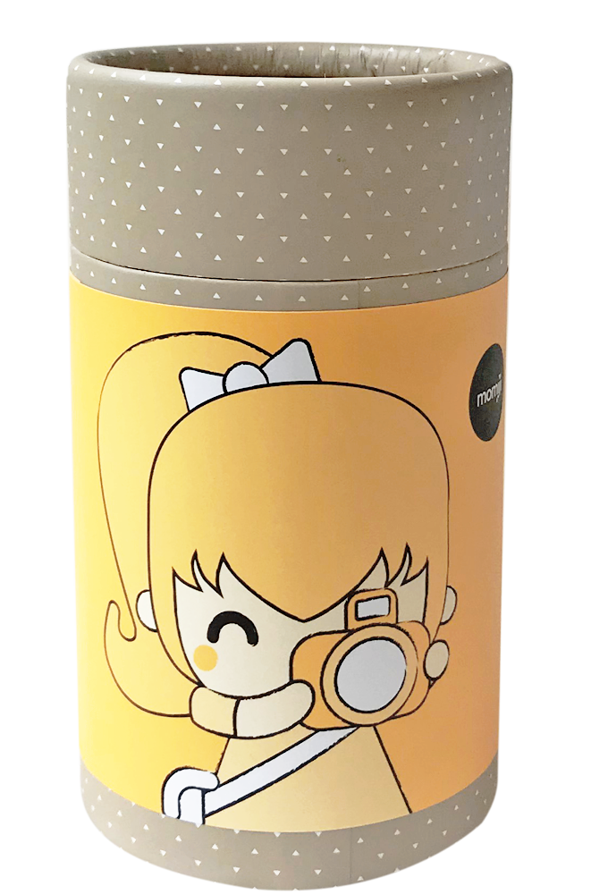 Pixie Pixel Momiji doll: kawaii cylinder, cartoon girl with camera, yellow body, dotted gray lid and base. — Momiji Doll